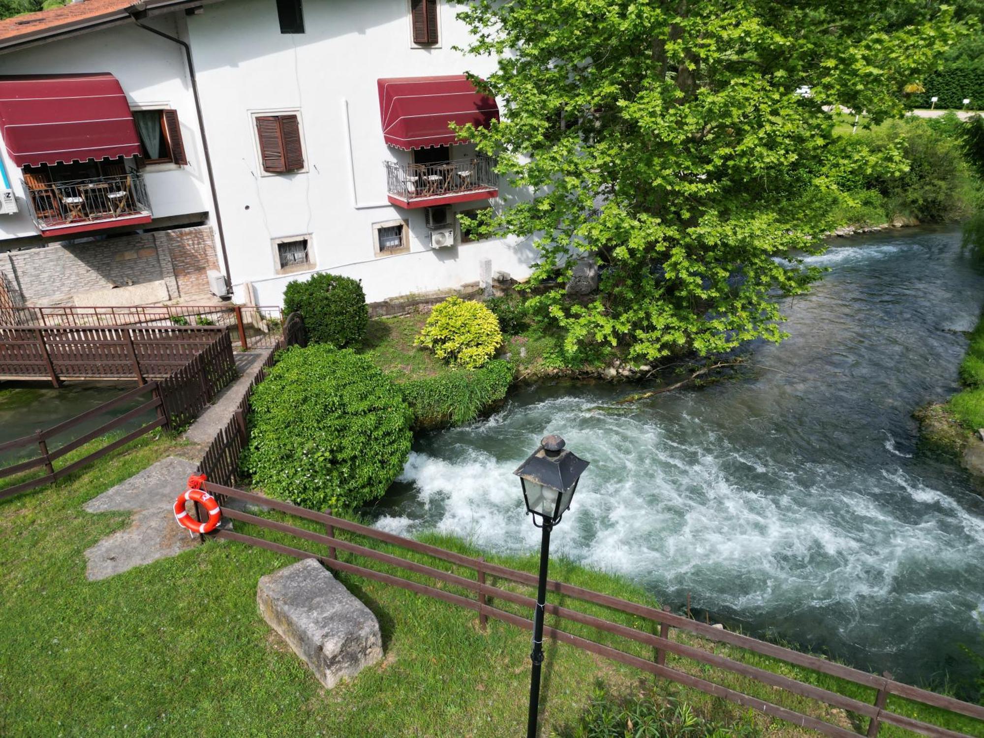 Villa Vitti'S - Verona Est Camping San Martino Buon Albergo Bagian luar foto