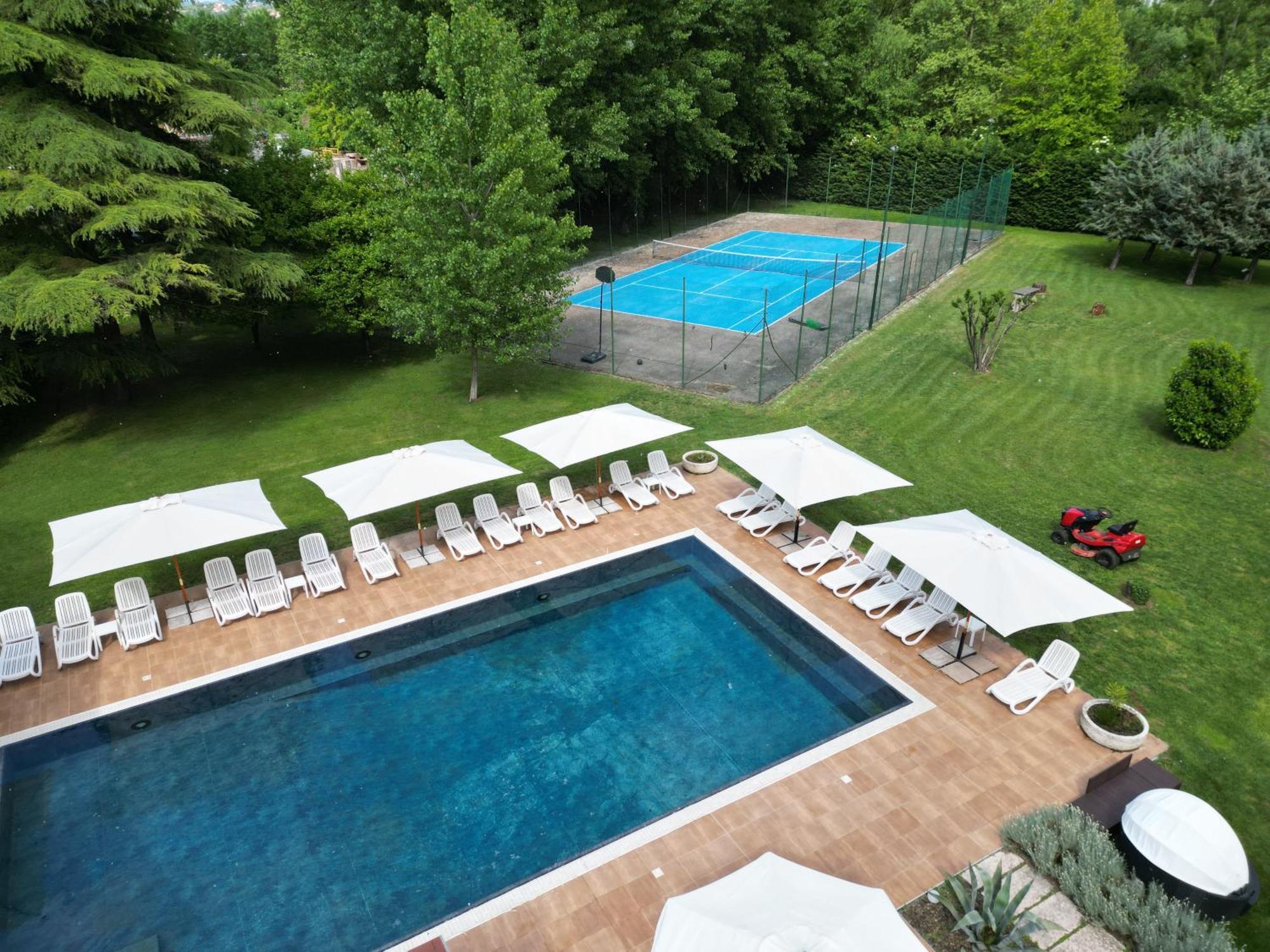 Villa Vitti'S - Verona Est Camping San Martino Buon Albergo Bagian luar foto