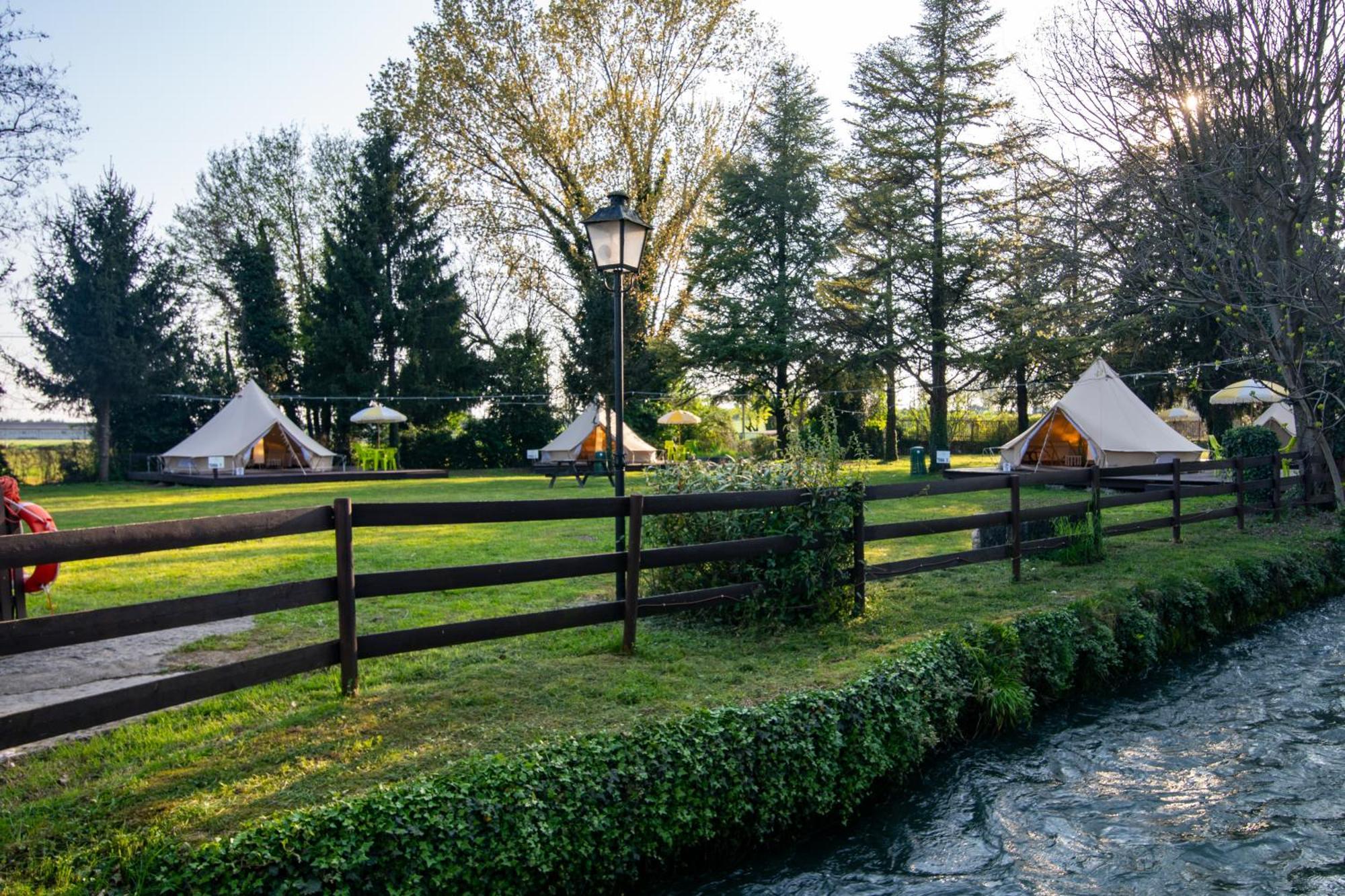 Villa Vitti'S - Verona Est Camping San Martino Buon Albergo Bagian luar foto